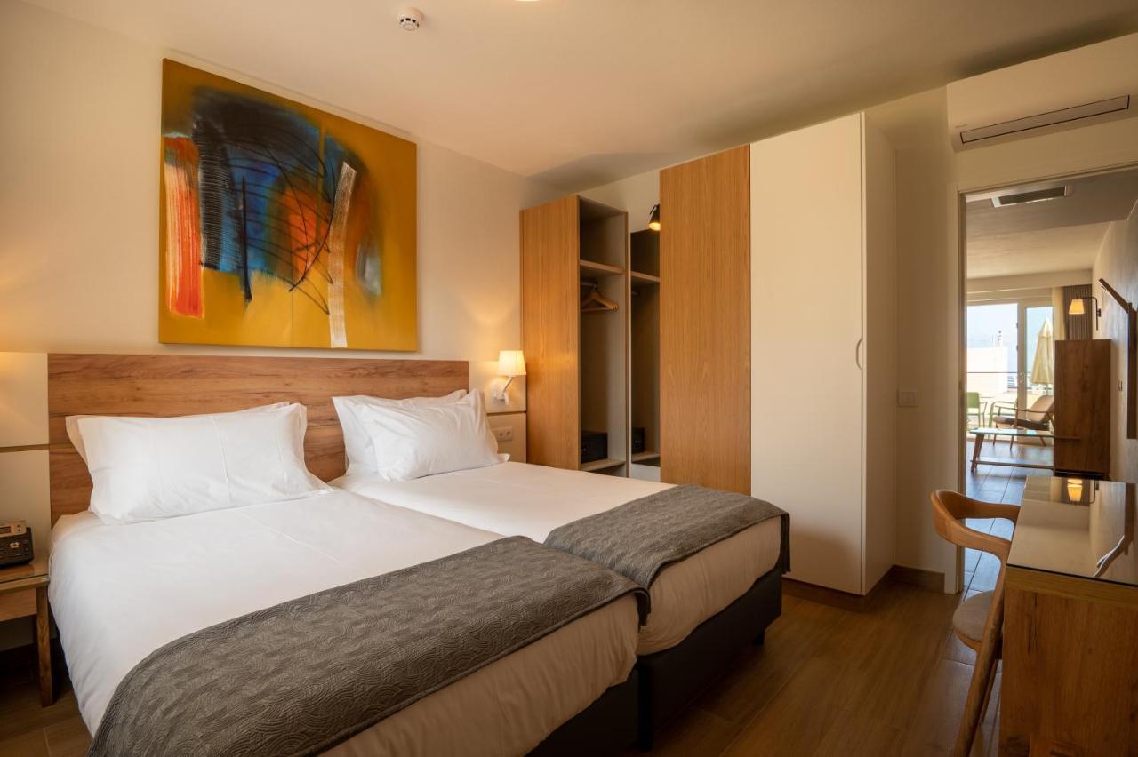 Suite com Varanda