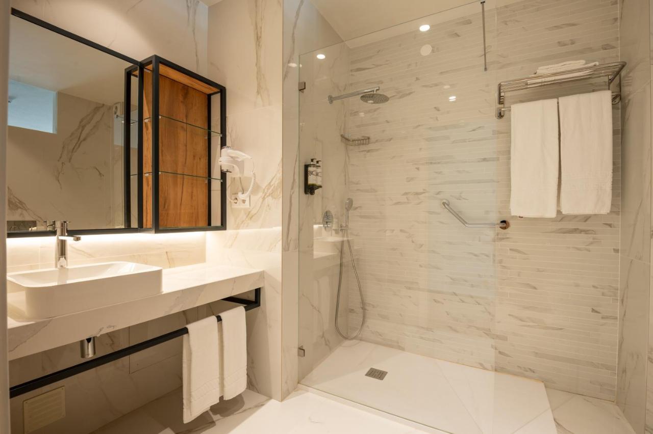 Apartamento Grande com 1 Quarto e Vista Mar